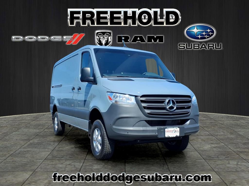 Used 2022 Mercedes-Benz Sprinter 2500 image 1