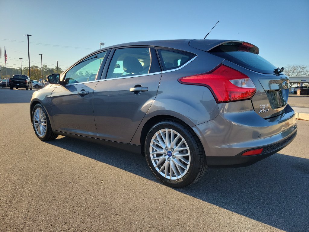 Used 2013 Ford Focus Titanium FWD image 3