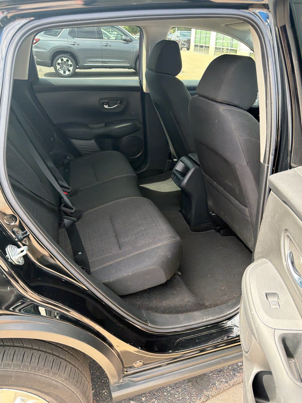 Used 2024 Honda HR-V LX image 6