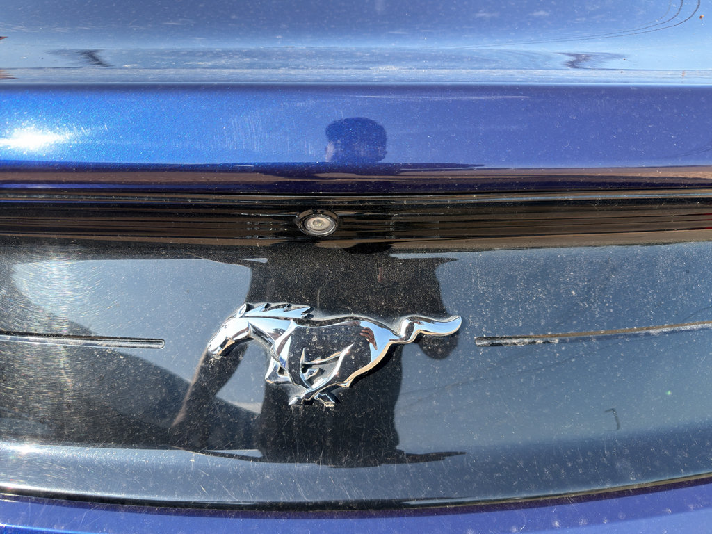 Used 2018 Ford Mustang Coupe RWD image 17