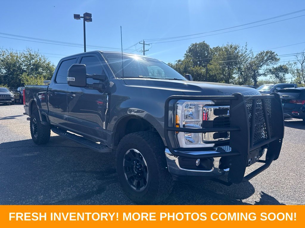 Certified 2025 Ford F250 XLT w/ Tremor Off-Road Package AWD/4WD image 1