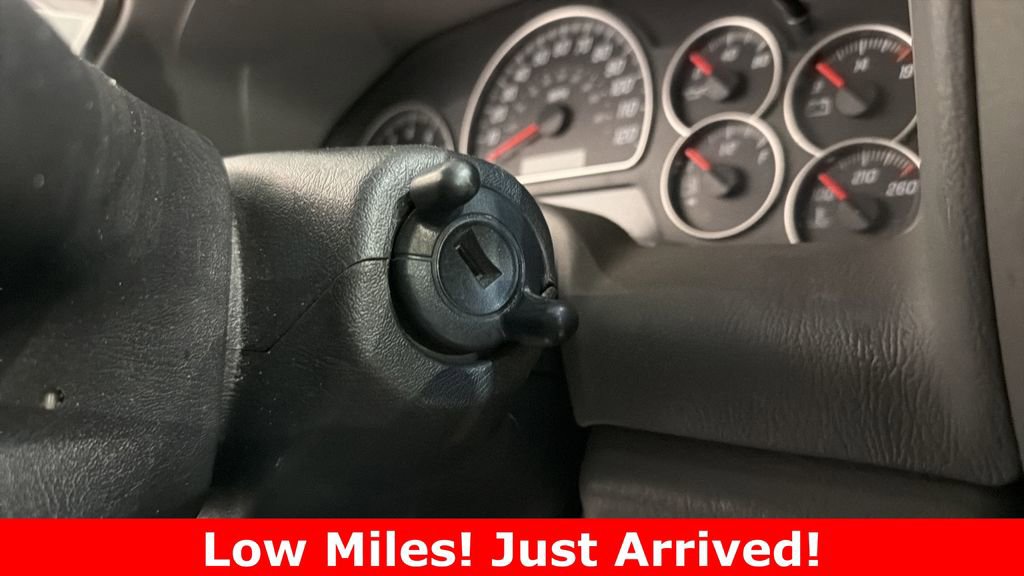 Used 2005 GMC Envoy SLE w/ Sle Preferred Equipment Group image 24