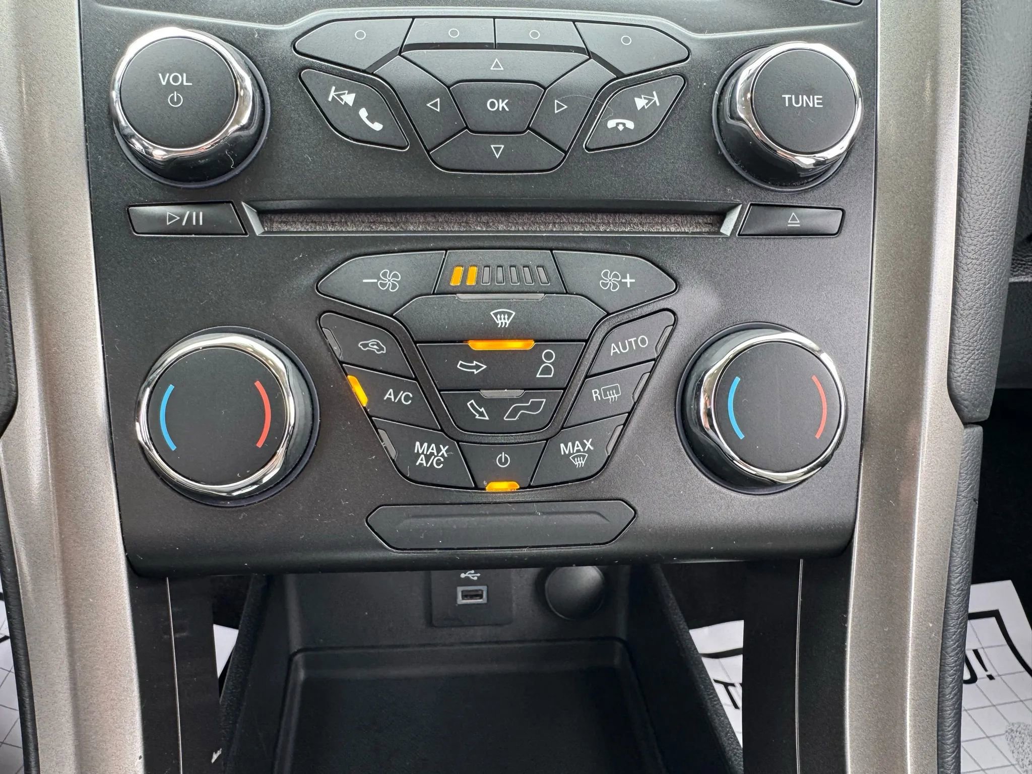 Used 2018 Ford Fusion S image 42