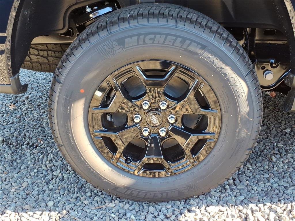 New 2025 Ford F150 Lightning XLT image 7