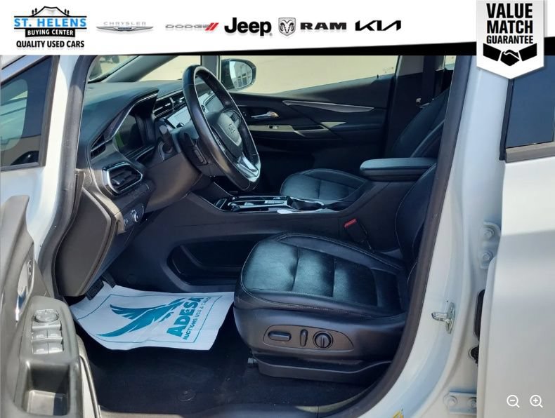 Used 2022 Chevrolet Bolt LT w/ Infotainment Package FWD image 12
