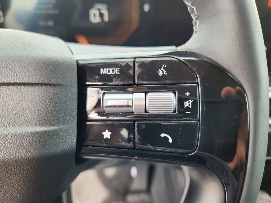 New 2026 Kia Sorento S image 16