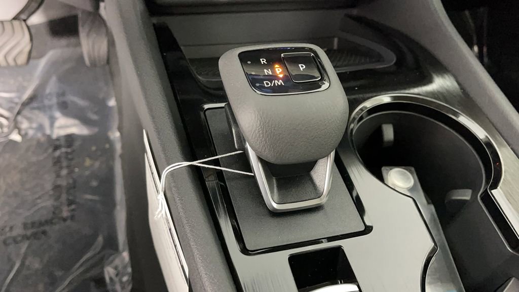 New 2025 Nissan Rogue SV image 18