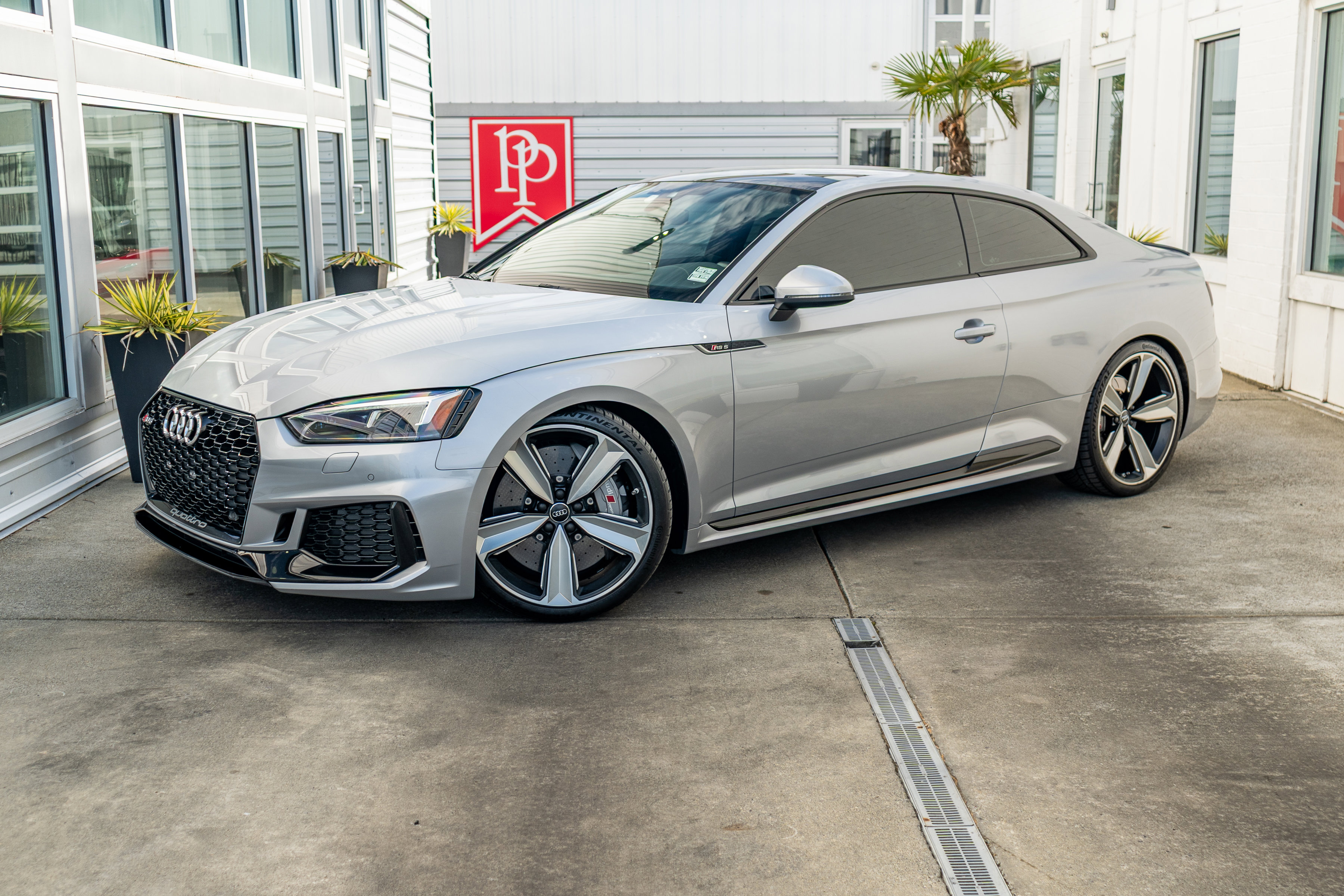 Used 2018 Audi RS 5 w/ Dynamic Plus Package AWD/4WD image 2