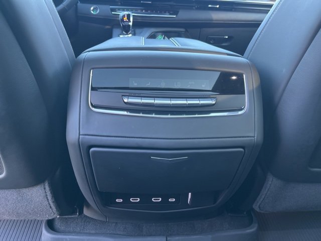 Used 2024 Cadillac Escalade Sport Platinum w/ Heavy-Duty Trailer Package image 52