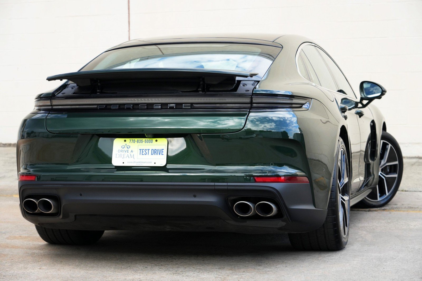 Used 2025 Porsche Panamera 4S w/ Premium Package AWD/4WD image 5