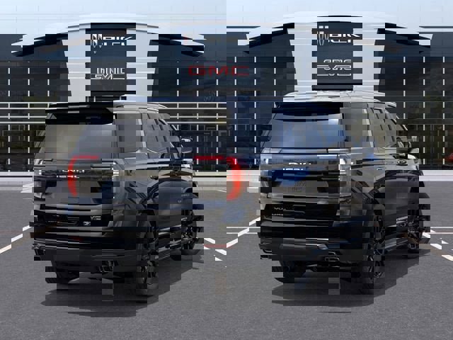 New 2026 GMC Yukon Denali Ultimate w/ LPO, Floor Liner Package image 4