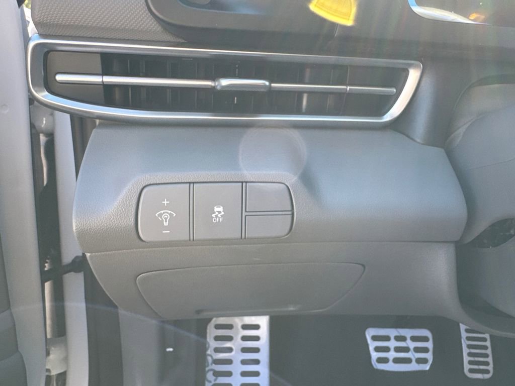 New 2026 Hyundai Elantra Sport image 20