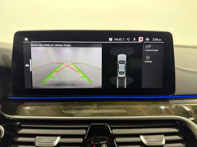 Used 2022 BMW M550i xDrive w/ Premium Package AWD/4WD image 34