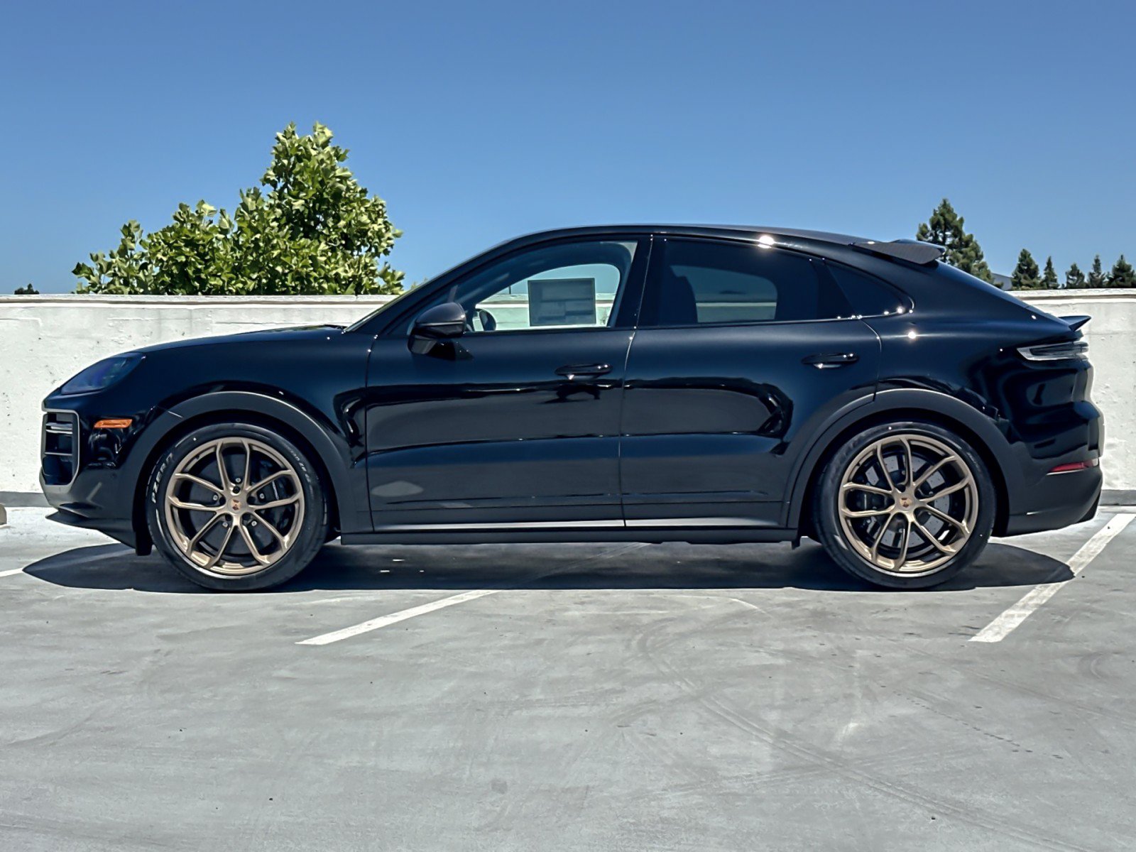 New 2026 Porsche Cayenne Turbo GT AWD/4WD image 2