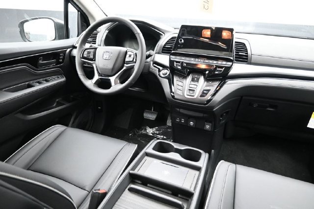New 2027 Honda Odyssey Touring image 10