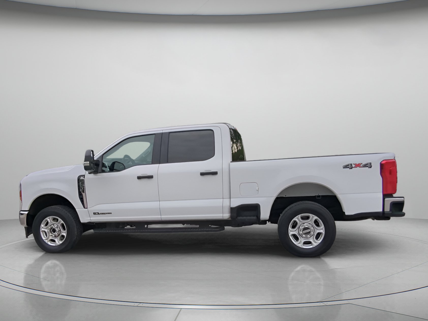 Certified 2026 Ford F250 XLT AWD/4WD image 19