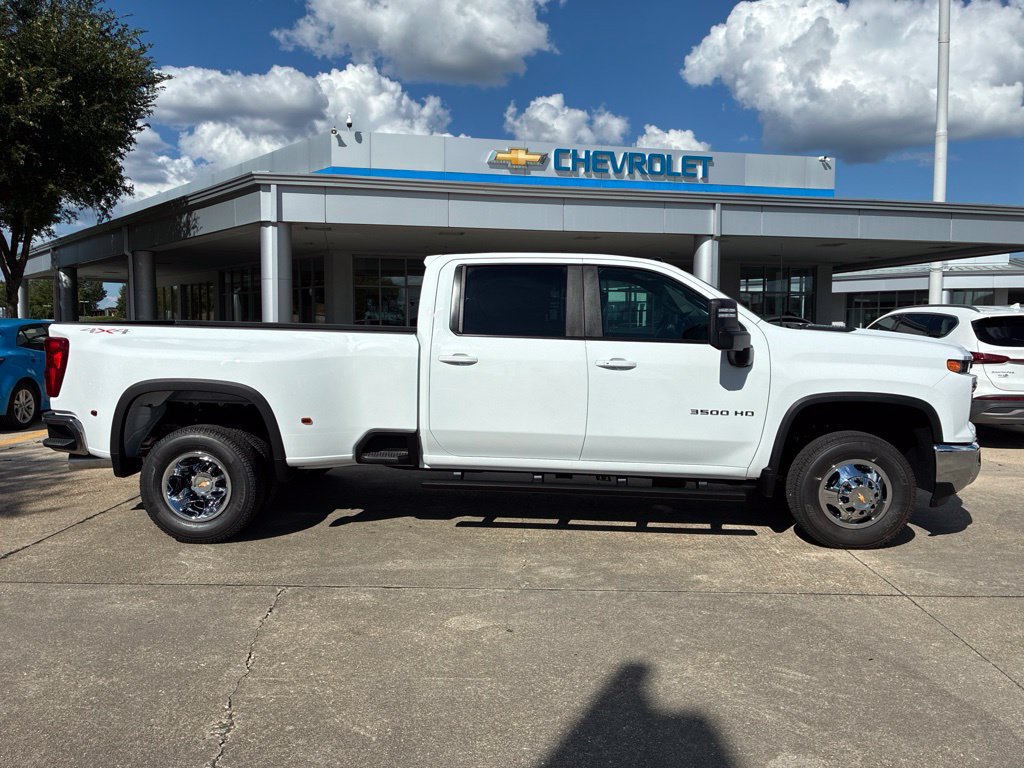 New 2026 Chevrolet Silverado 3500 LT AWD/4WD image 5
