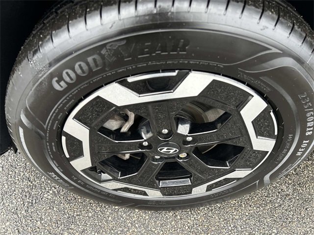 Used 2024 Hyundai Santa Fe SEL image 9