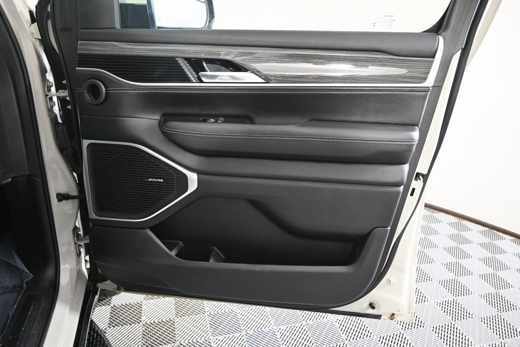 Used 2022 Jeep Wagoneer Series II image 12