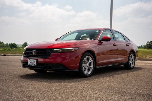 Used 2025 Honda Accord LX image 3