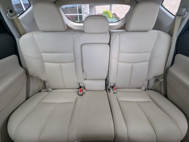 Used 2015 Nissan Murano Platinum w/ Platinum Technology Package AWD/4WD image 24