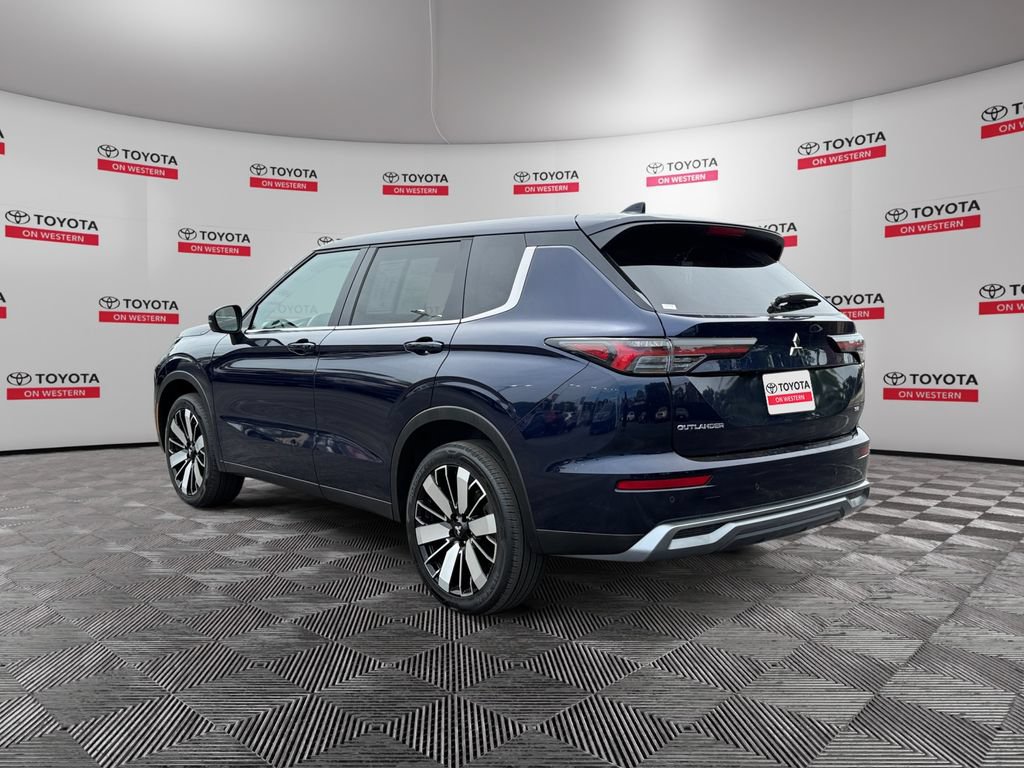 Used 2025 Mitsubishi Outlander SE AWD/4WD image 7