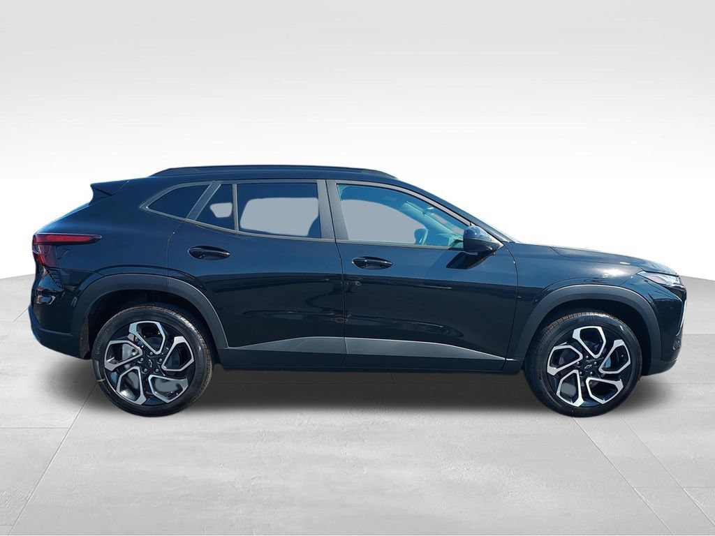 New 2026 Chevrolet Trax RS w/ Driver Confidence Package FWD image 9