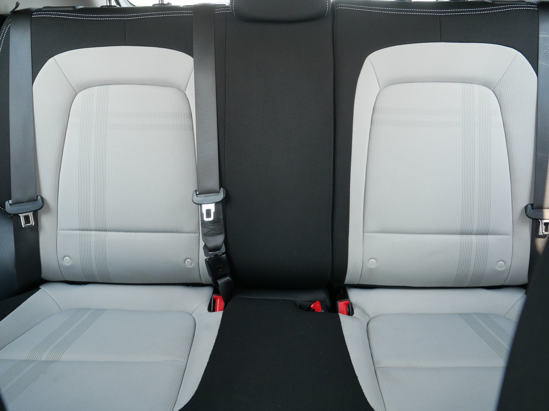 Used 2025 Hyundai Venue SEL FWD image 13
