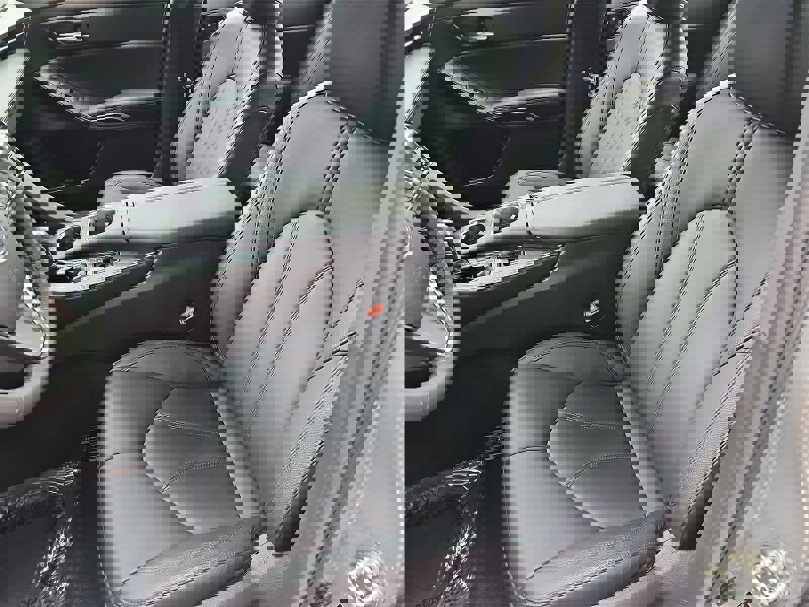 Used 2021 Toyota Avalon XLE w/ Carpet Mat Package (TMS) image 15