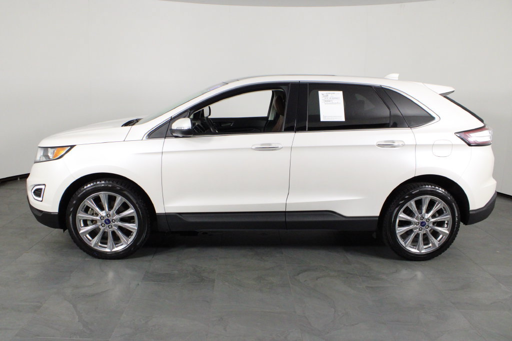 Used 2017 Ford Edge Titanium w/ Equipment Group 301A AWD/4WD image 13