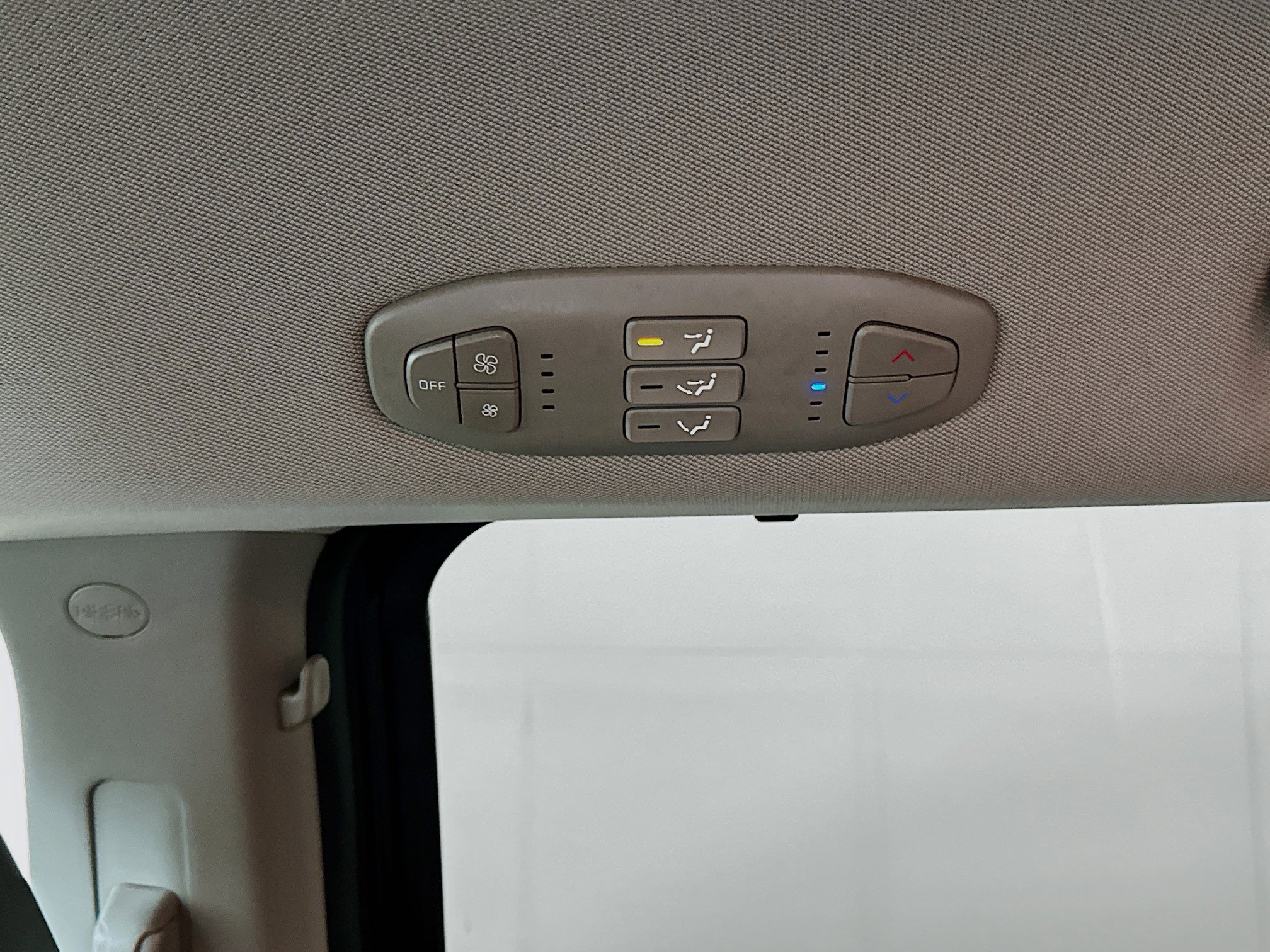 Used 2019 Kia Sedona EX image 26