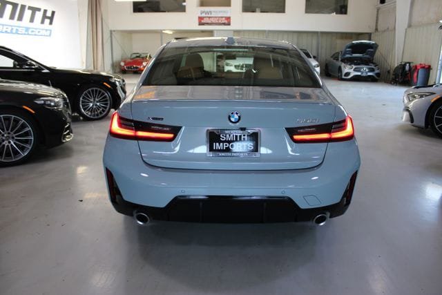 Used 2026 BMW 330i xDrive Sedan AWD/4WD image 44