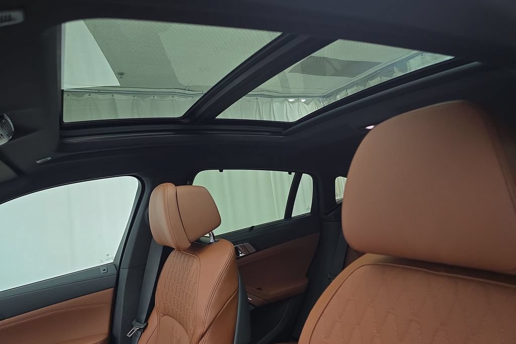 New 2027 BMW X6 xDrive40i w/ Executive Package AWD/4WD image 24