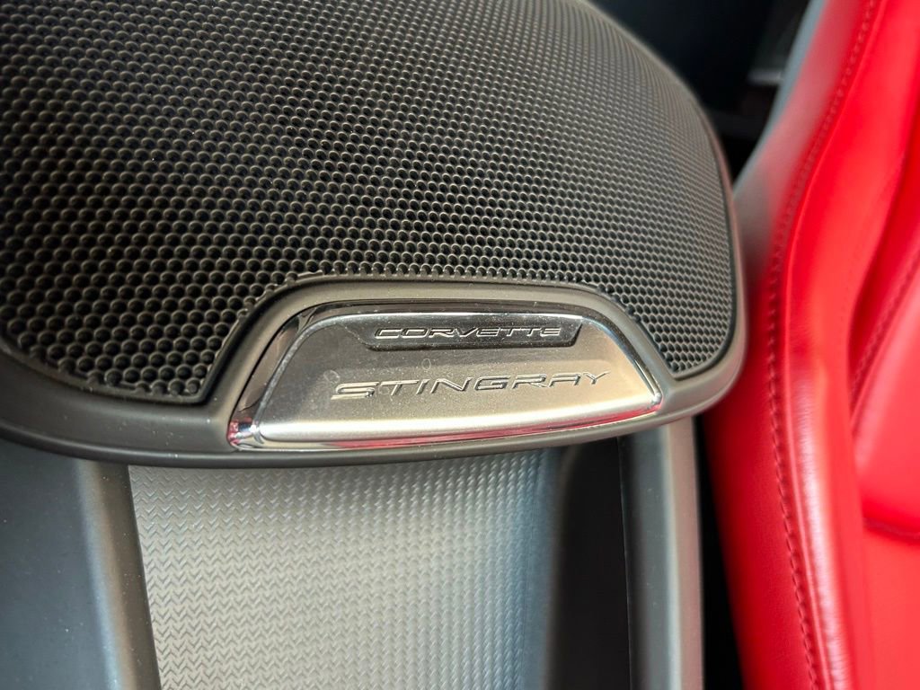 Used 2022 Chevrolet Corvette Stingray Coupe w/ Z51 Performance Package image 35