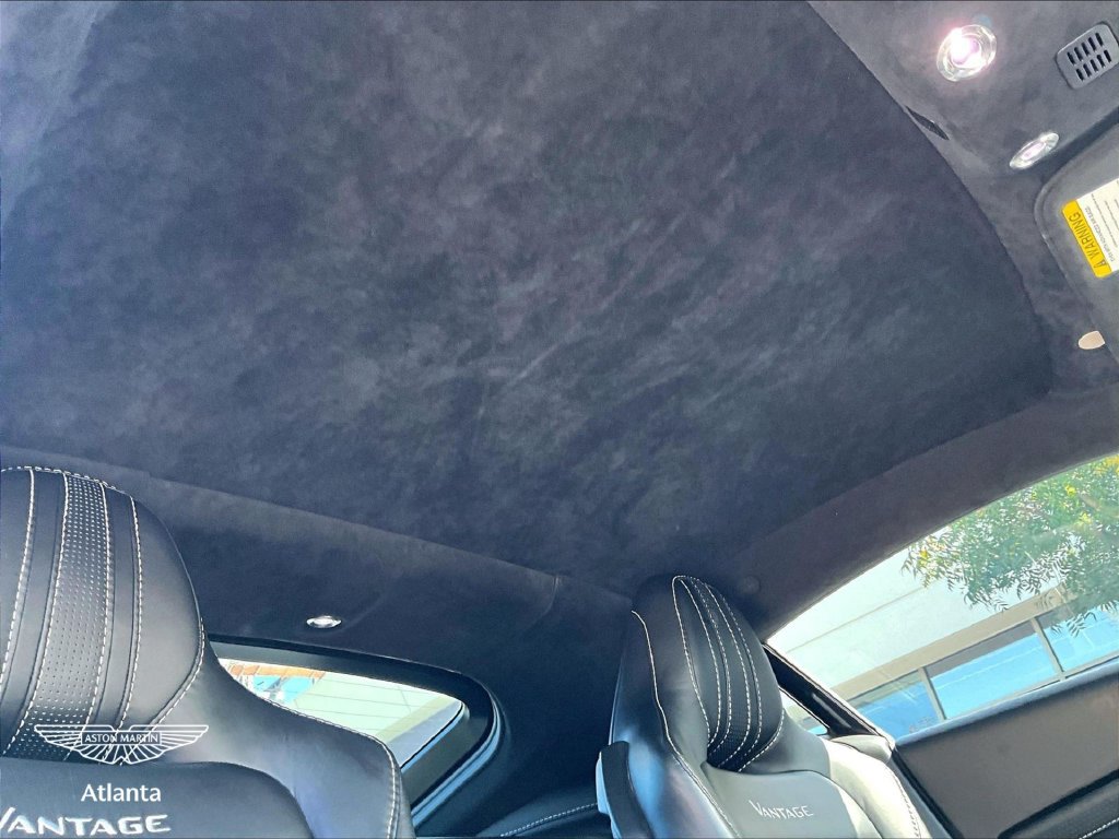 Used 2019 Aston Martin V8 Vantage Coupe RWD image 20