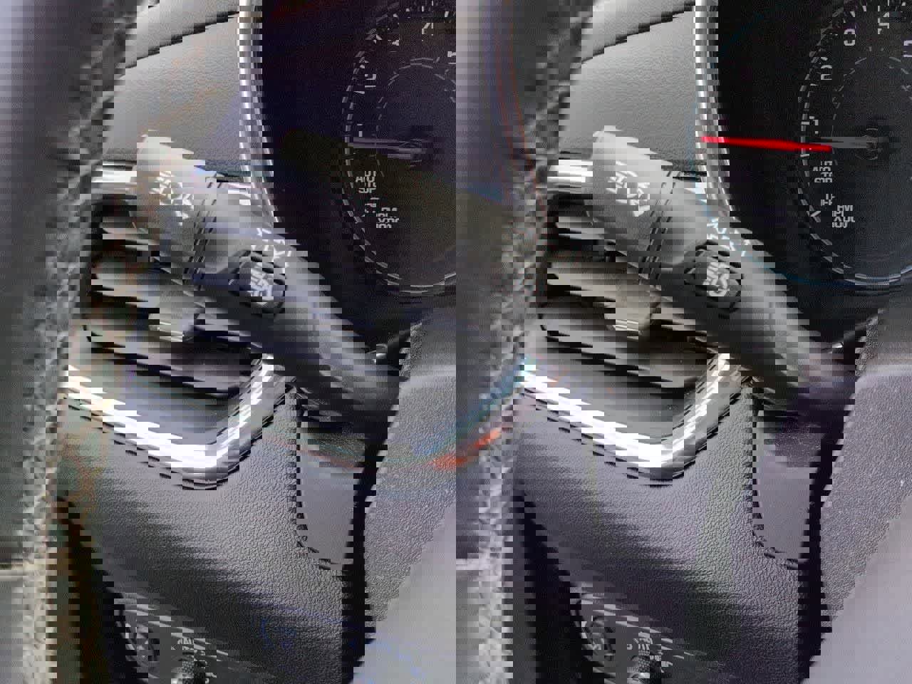 Used 2023 Chevrolet Equinox LT image 26