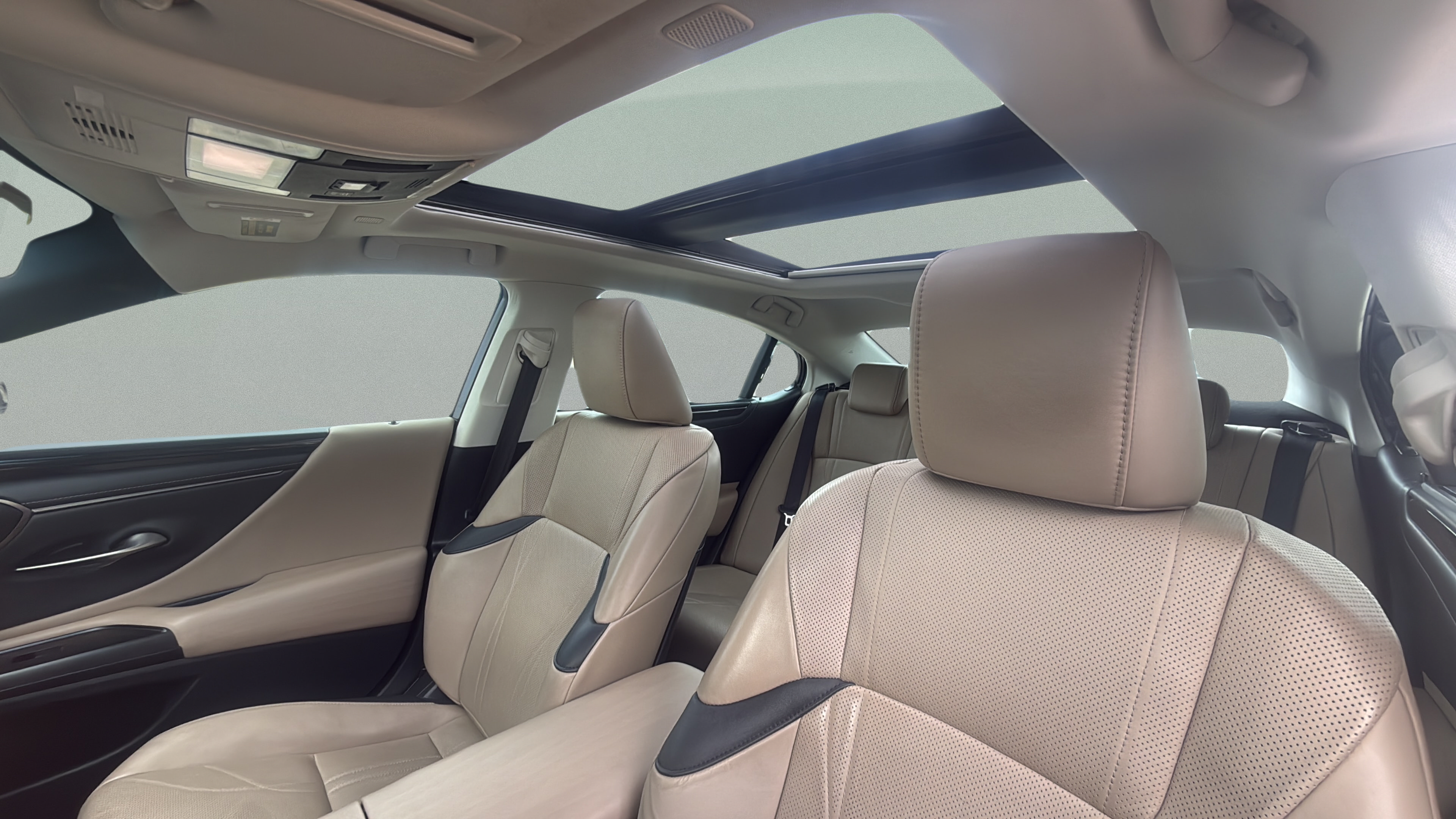 Certified 2020 Lexus ES 350 Ultra Luxury w/ Accessory Package 2 FWD image 24