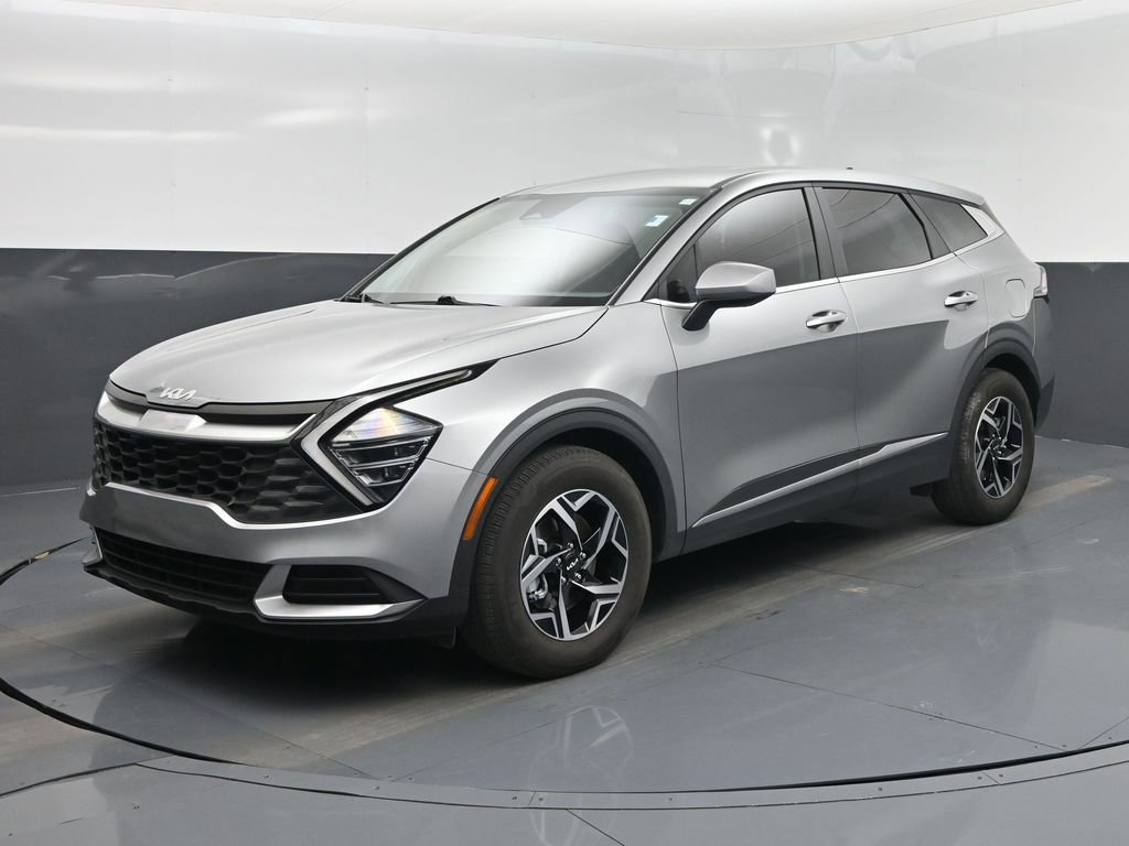 Certified 2024 Kia Sportage LX image 9