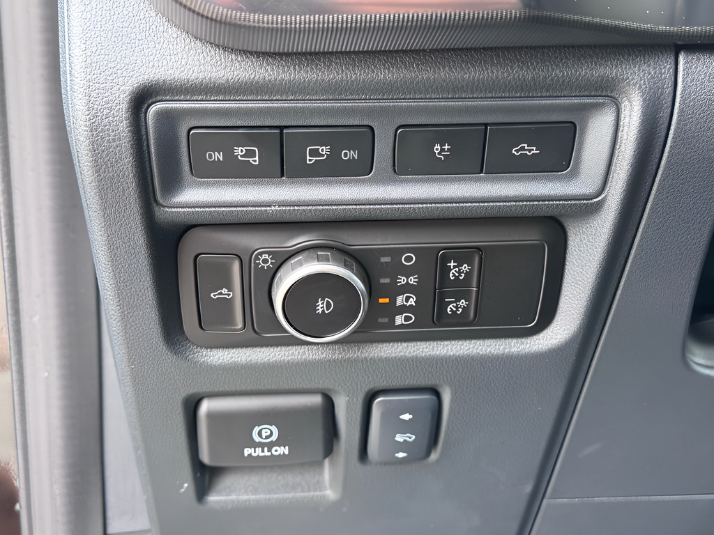 Used 2024 Ford F150 Raptor AWD/4WD image 41
