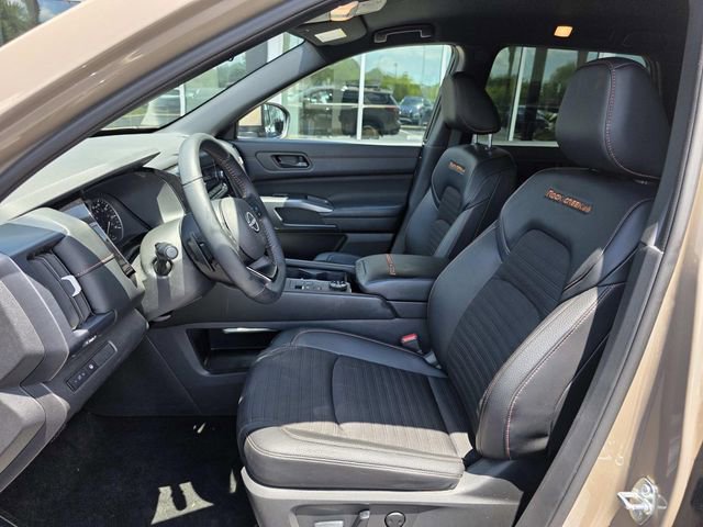 Used 2024 Nissan Pathfinder Rock Creek image 11