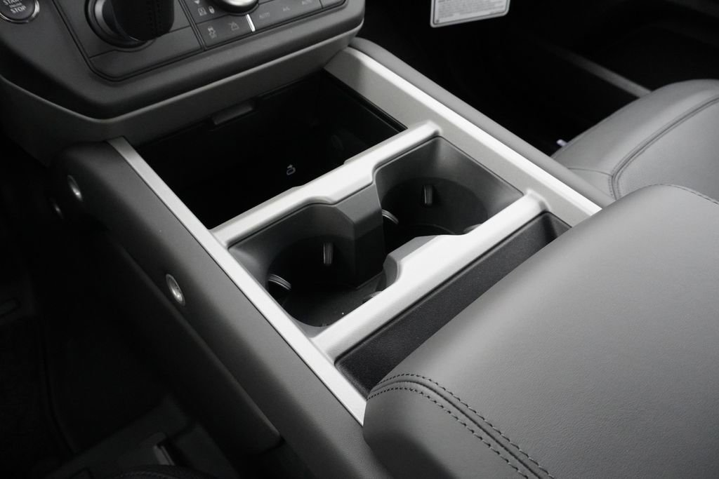 New 2026 Land Rover Defender 110 V8 image 14