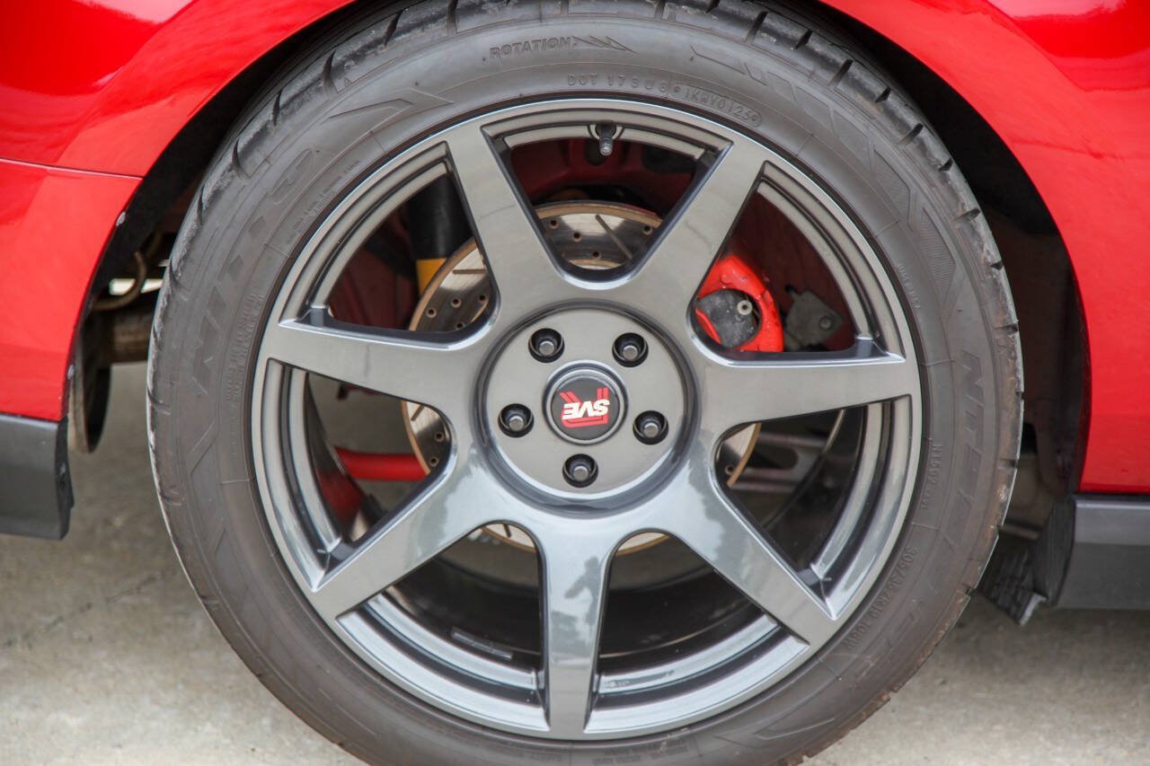 Used 2011 Ford Mustang GT Premium w/ Electronics Pkg RWD image 30