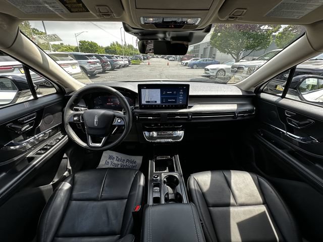 Certified 2023 Lincoln Corsair AWD w/ Equipment Group 101A image 3