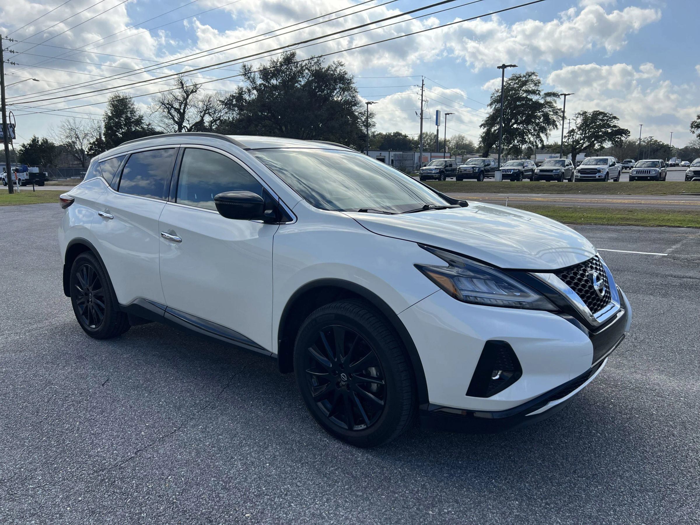 Used 2024 Nissan Murano SV w/ SV Midnight Edition Package image 7