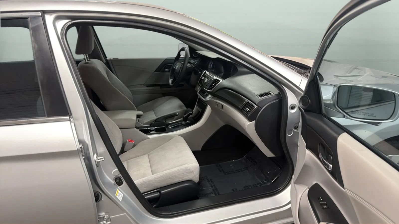 Used 2013 Honda Accord EX image 22