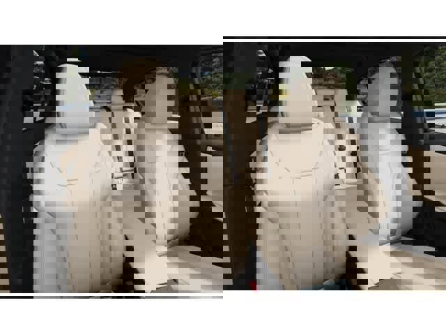 New 2026 BMW 330i Sedan w/ M Sport Package RWD image 11