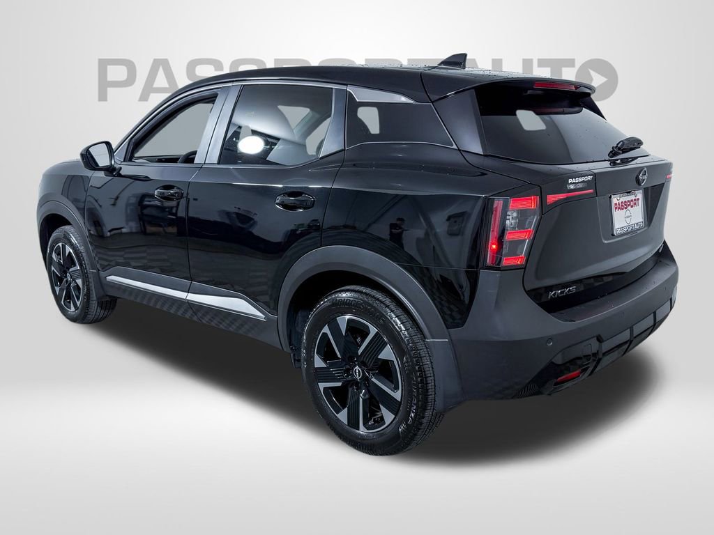 Certified 2025 Nissan Kicks SV image 7
