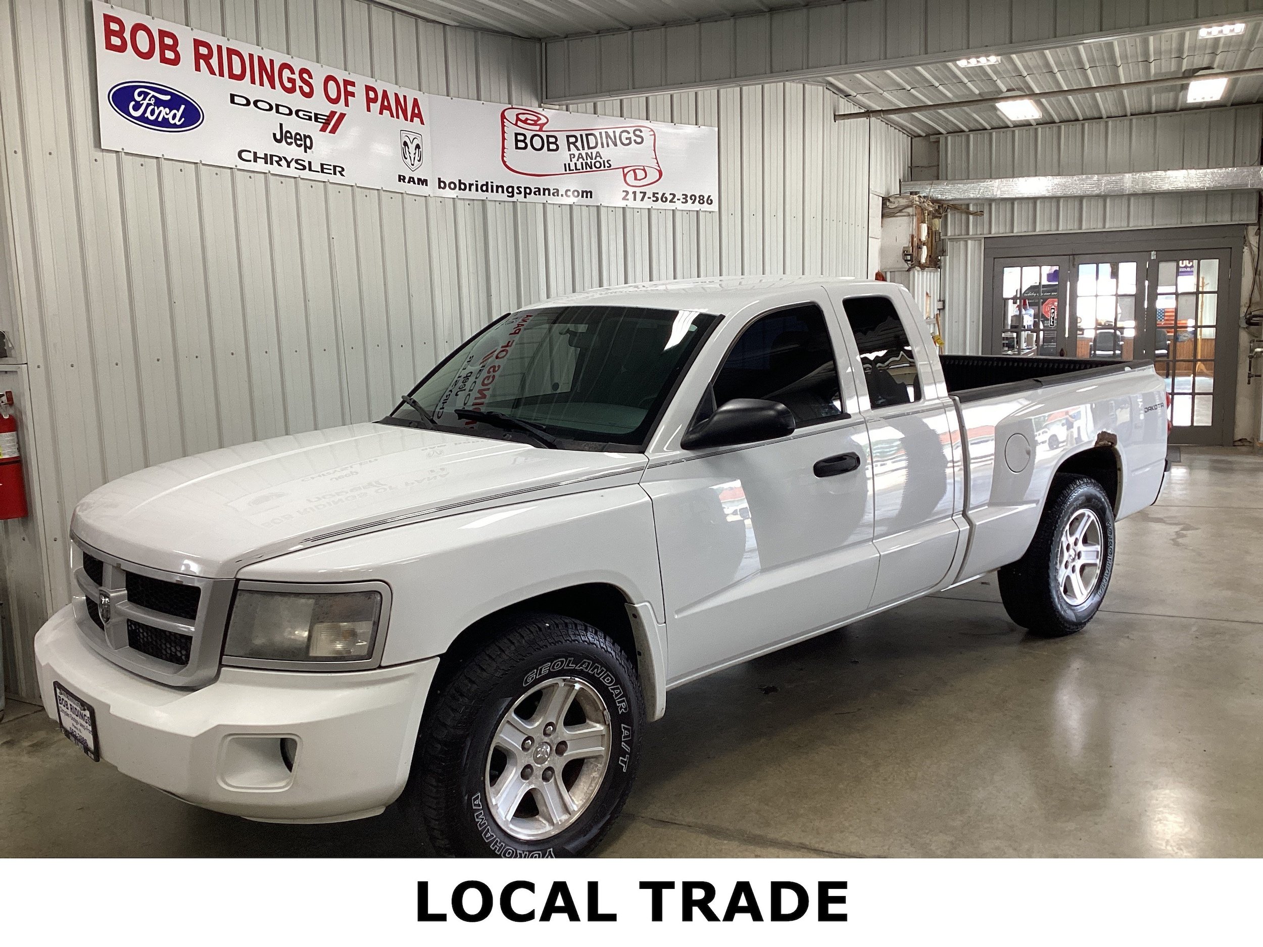 Used 2011 Dodge Dakota Big Horn RWD image 1