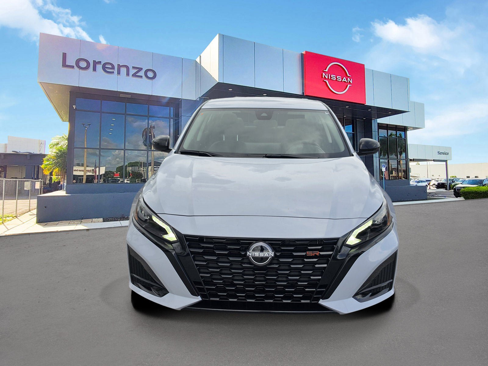 New 2026 Nissan Altima 2.5 SR FWD image 2