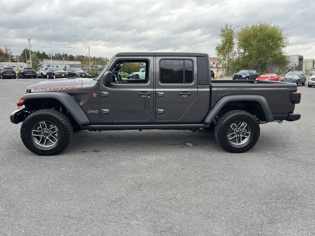 New 2025 Jeep Gladiator Mojave w/ Convenience Group image 6